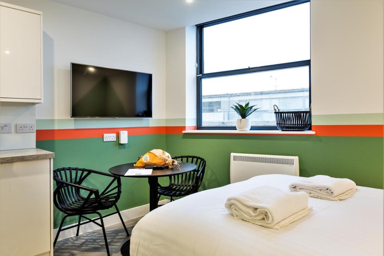 בריסטול Your Apartment I Clifton Village מראה חיצוני תמונה