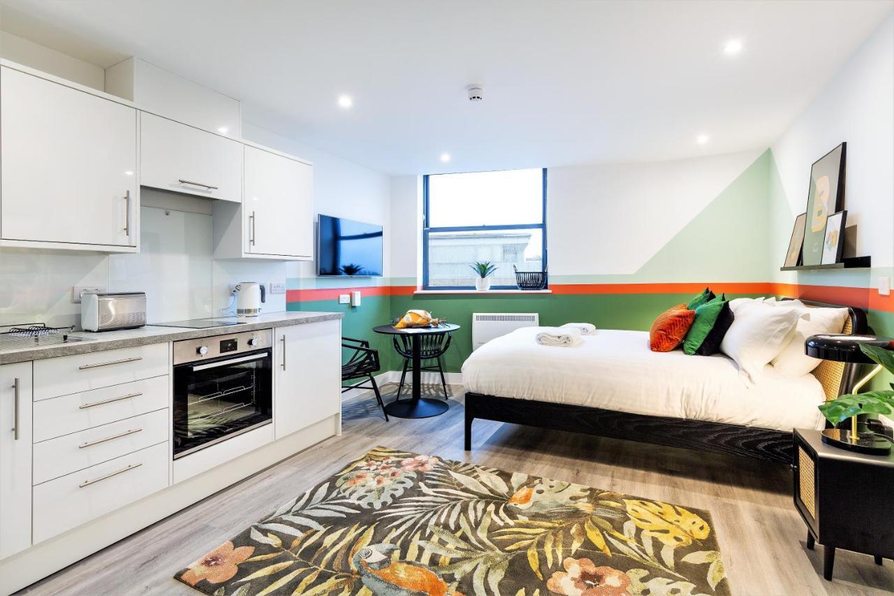בריסטול Your Apartment I Clifton Village מראה חיצוני תמונה